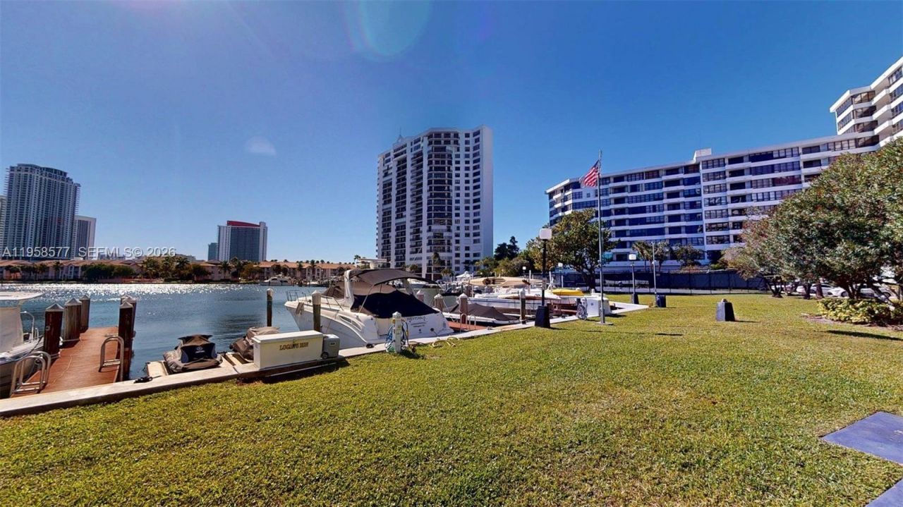 600 Three Islands Blvd, Unit 802, Hallandale Beach, FL 33009 Photo