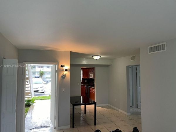 7670 SW 82nd St , Unit H113, Miami, FL 33143