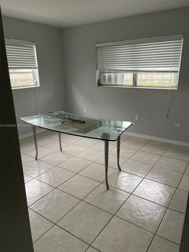 7670 SW 82nd St , Unit H113, Miami, FL 33143 Photo