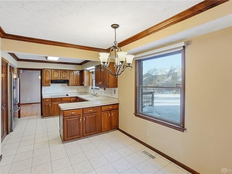 2750 Brantwood Court, Butler Township, OH 45414 Photo 16