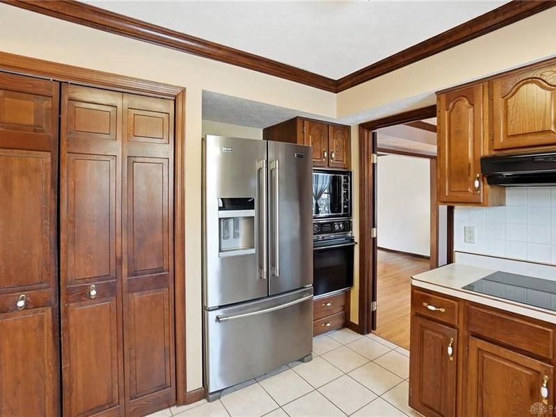 2750 Brantwood Court, Butler Township, OH 45414 Photo 18