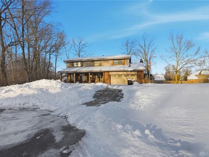 2750 Brantwood Court, Butler Township, OH 45414 Photo 4