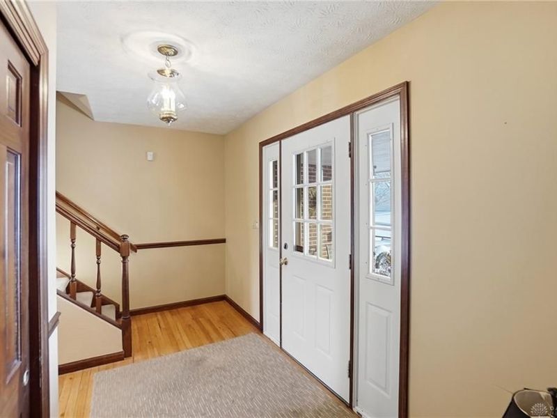 2750 Brantwood Court, Butler Township, OH 45414 Photo 8