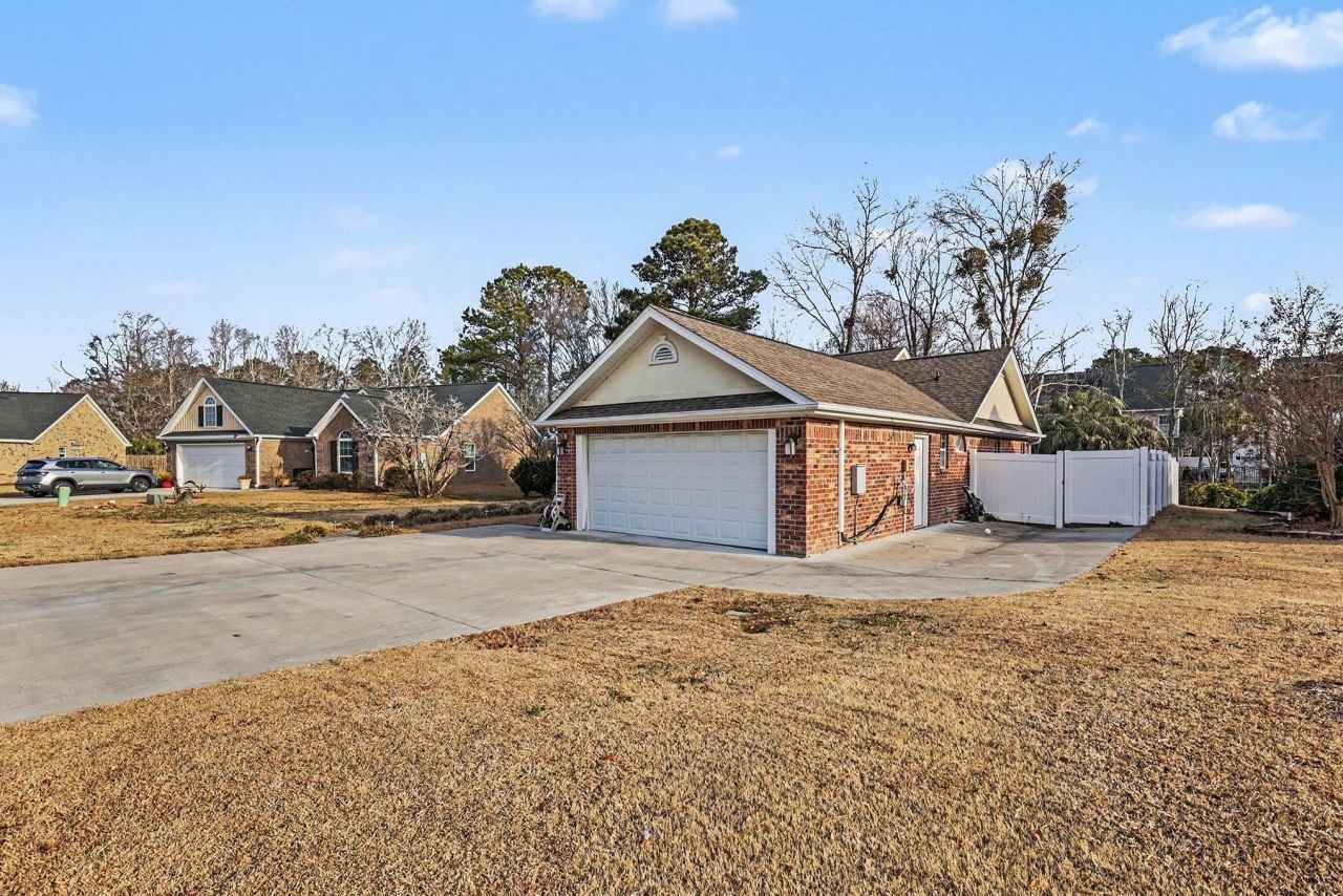 4602 Mandi Ave. Photo 5