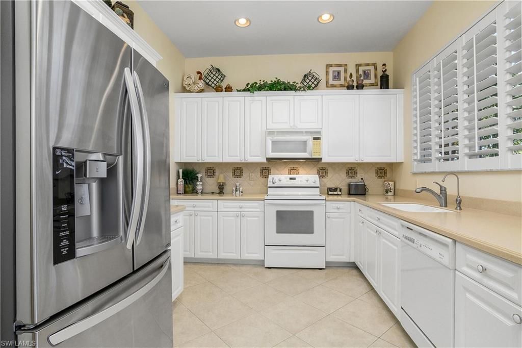 9540 Cypress Hammock Cir, Unit 201, Estero, FL 34135 Photo