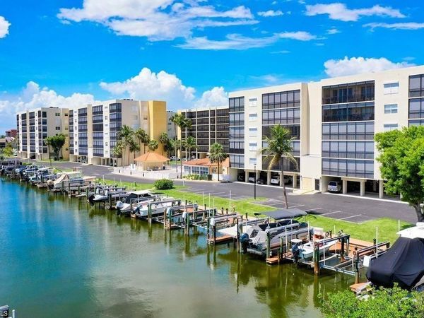 4491 Bay Beach LN, Unit 111, FORT MYERS BEACH, FL 33931