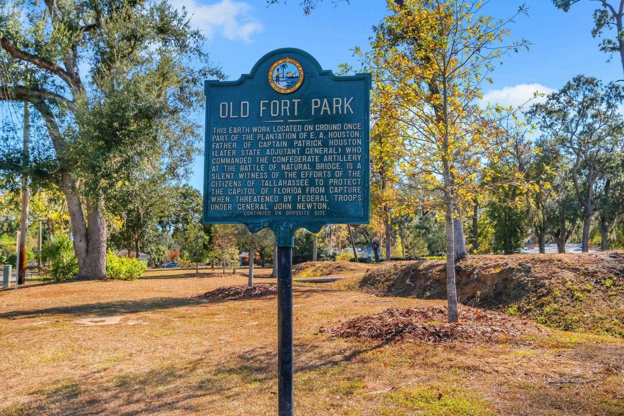 1003 Maple Drive, Tallahassee, FL 32301 Photo