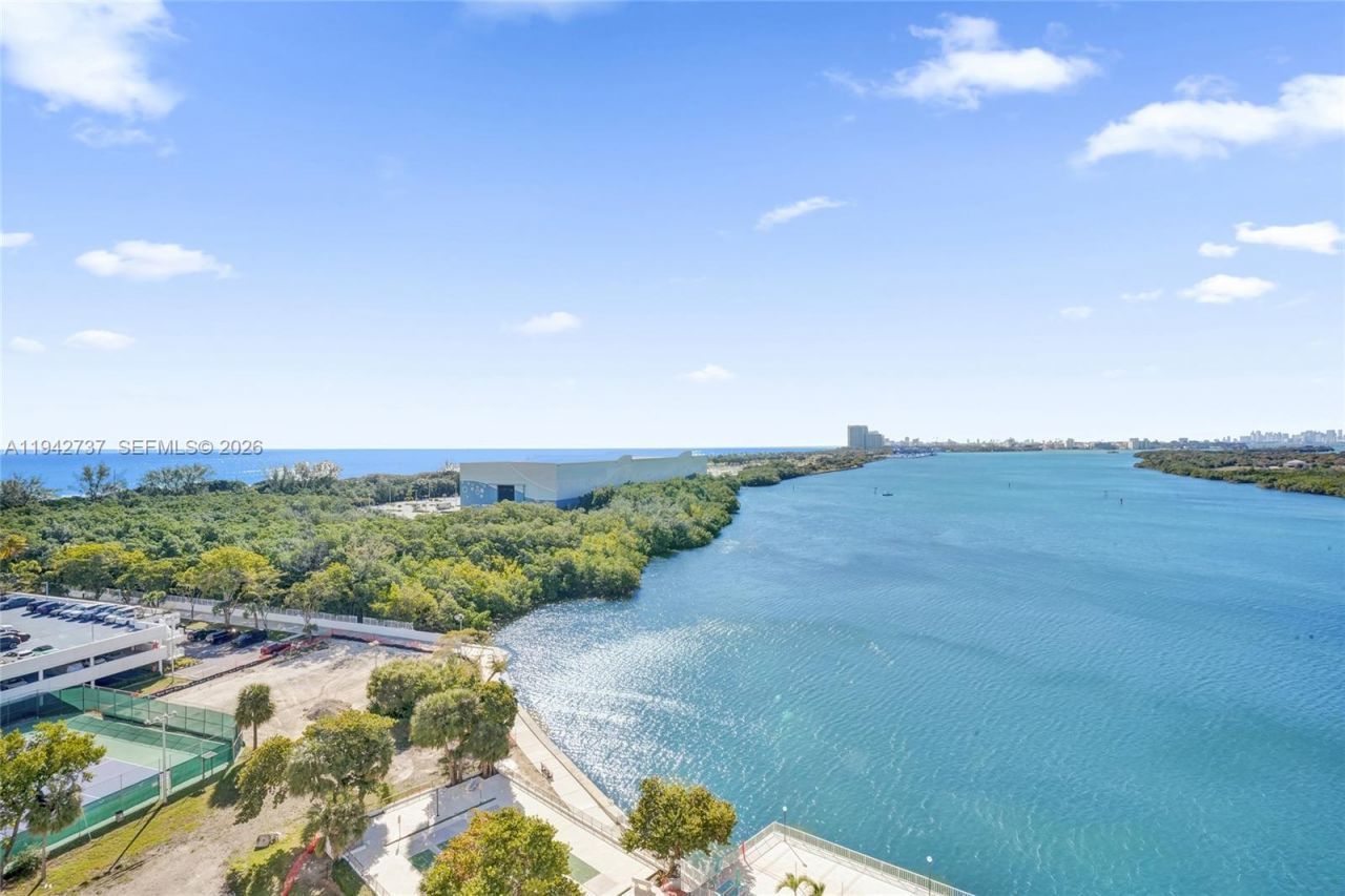 300 Bayview Dr, Unit 1110, Sunny Isles Beach, FL 33160 Photo