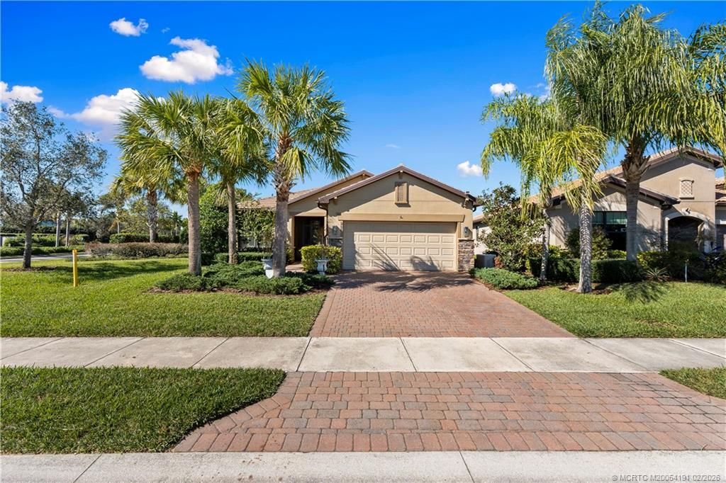 255 SE Courances Drive, Port Saint Lucie, FL 34984 Photo