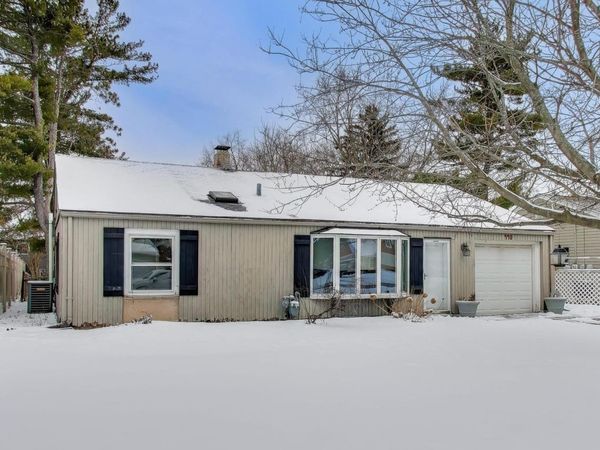 440 W Meadow Avenue, Lombard, IL 60148