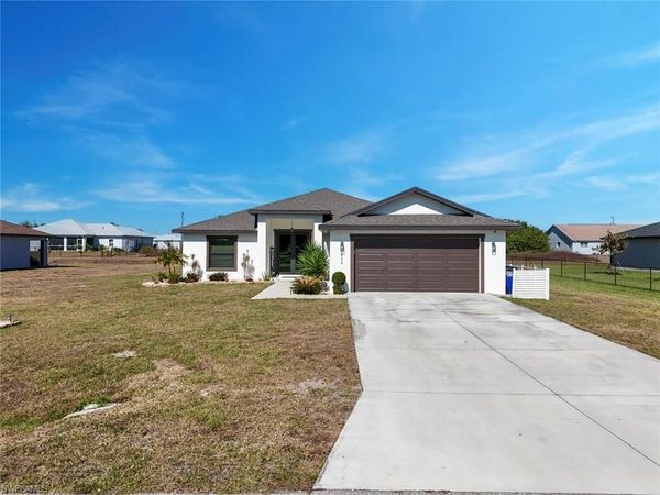 633 Carrillon AVE S, LEHIGH ACRES, FL 33974