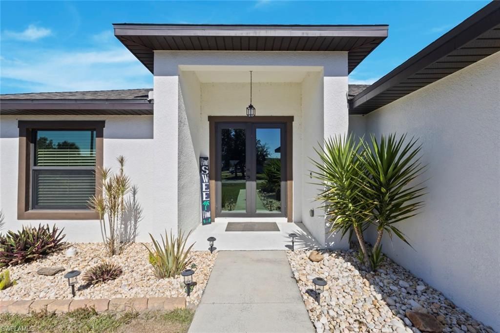 633 Carrillon Ave S, Lehigh Acres, FL 33974 Photo