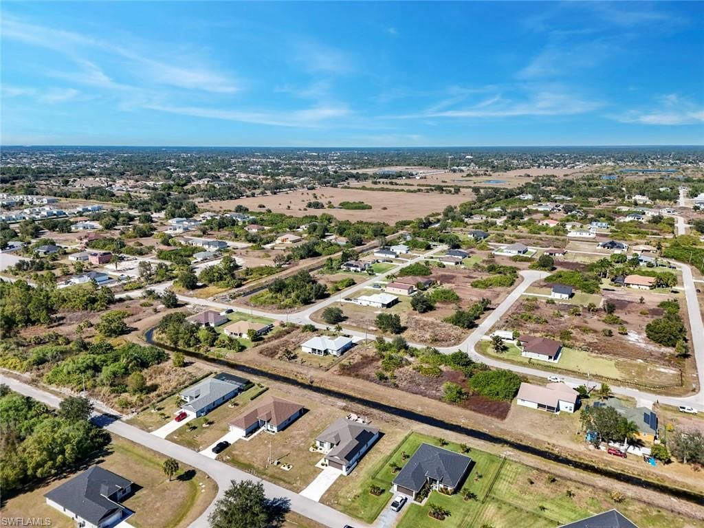 633 Carrillon Ave S, Lehigh Acres, FL 33974 Photo