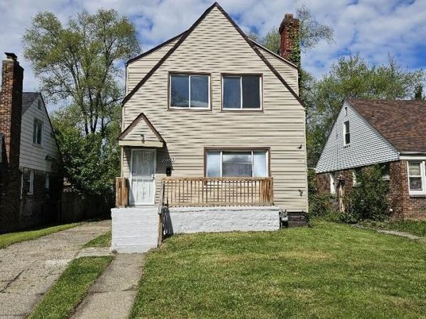 16583 Archdale, Detroit, MI 48235