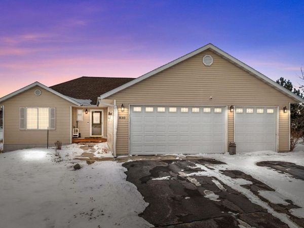 830 6th Street NW, Maple Lake, MN 55358