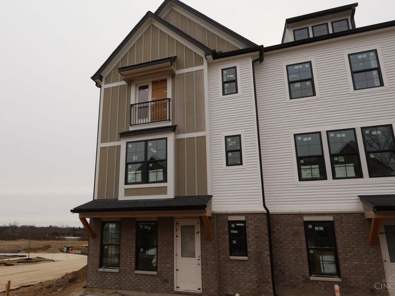 6411 Coverage Court, Unit 21, Mason, OH 45040 Photo 2