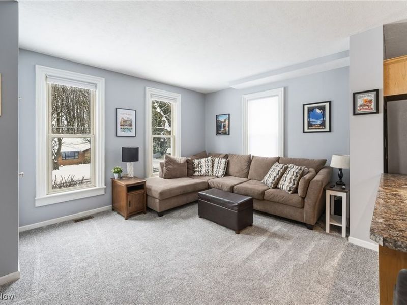 288 E Clinton Street, Doylestown, OH 44230 Photo 4