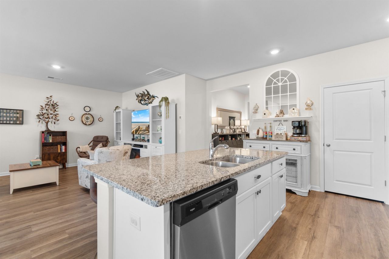 147 Cassina Dr. Photo 26