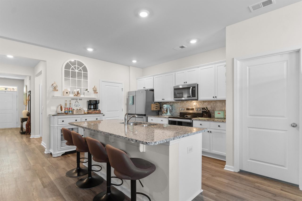 147 Cassina Dr. Photo 29