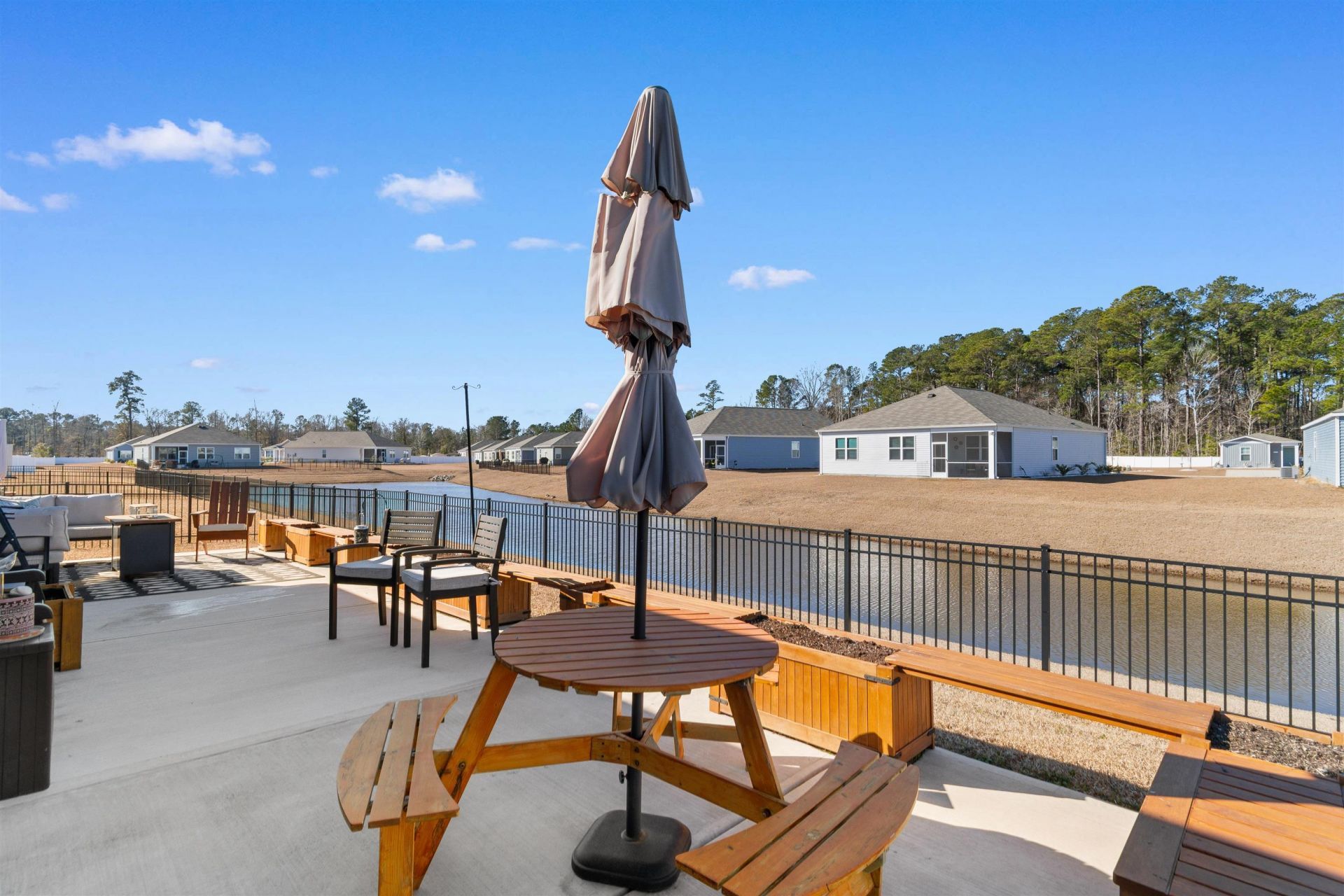 147 Cassina Dr. Photo 31