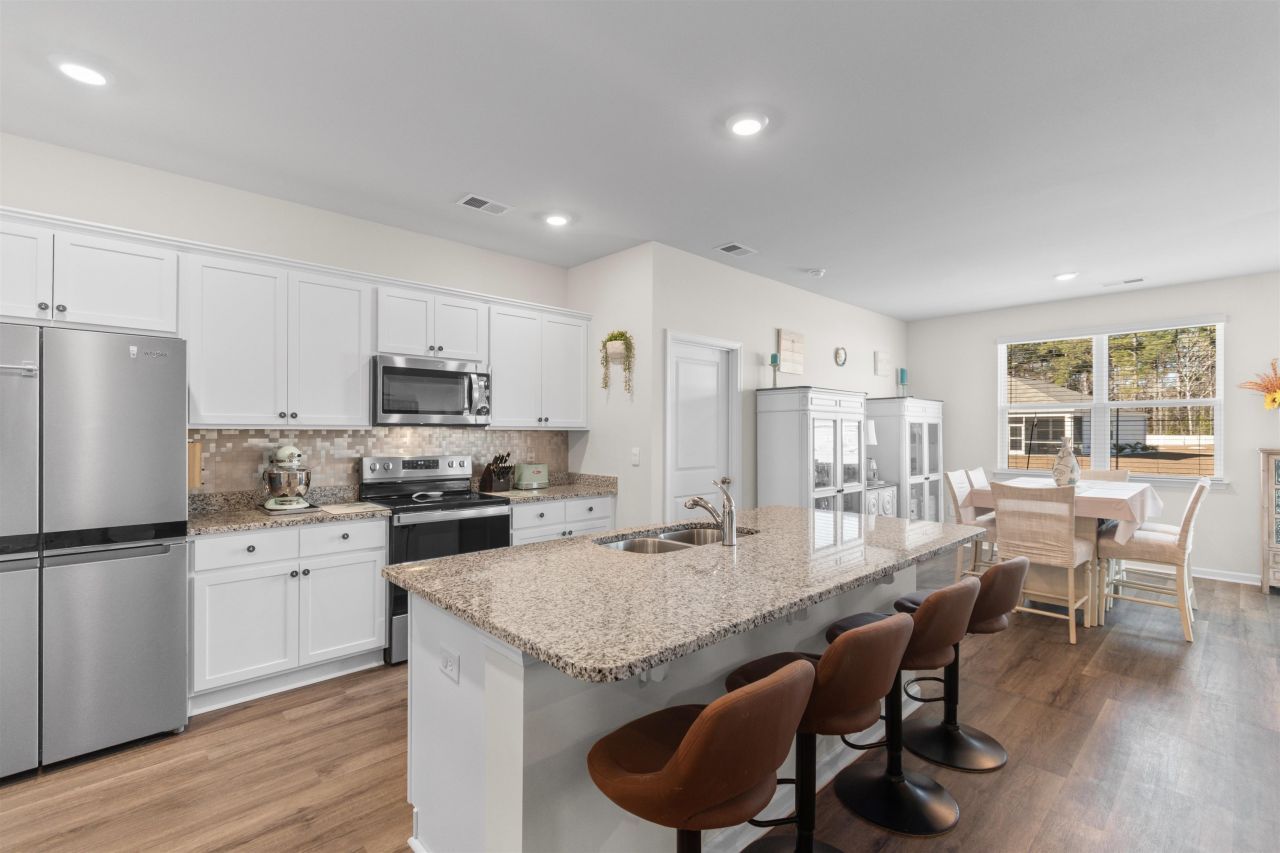 147 Cassina Dr. Photo 8