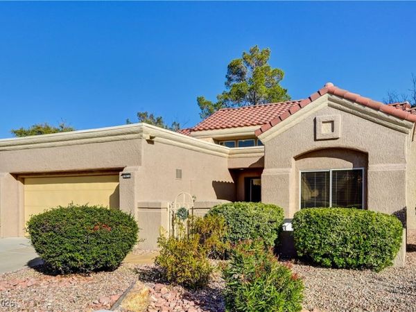 2832 Dry Plains Drive, Las Vegas, NV 89134