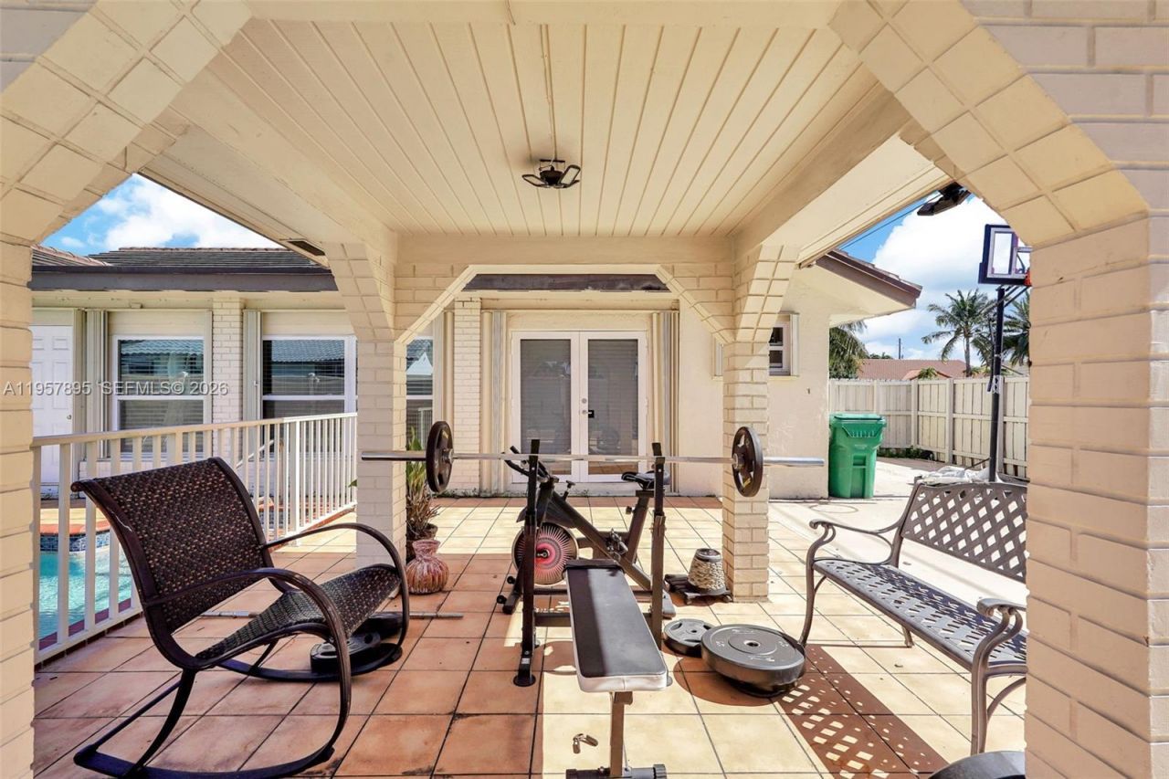 1992 SW 139th Ct, Miami, FL 33175 Photo