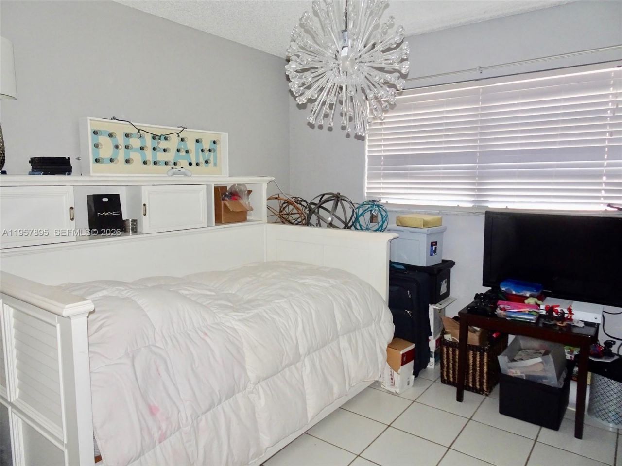 1992 SW 139th Ct, Miami, FL 33175 Photo