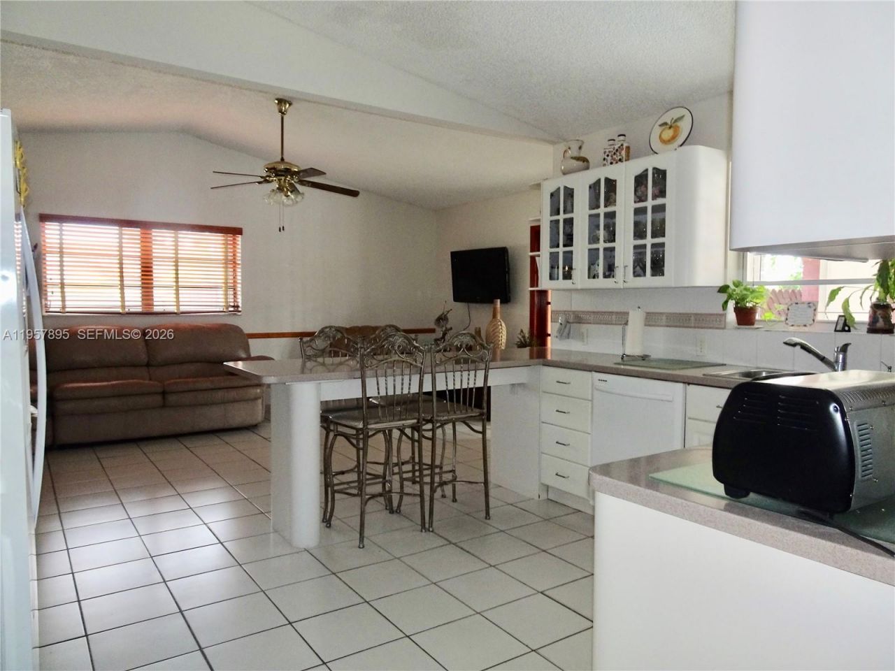 1992 SW 139th Ct, Miami, FL 33175 Photo