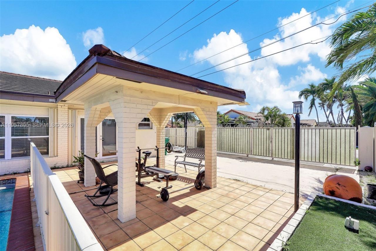 1992 SW 139th Ct, Miami, FL 33175 Photo