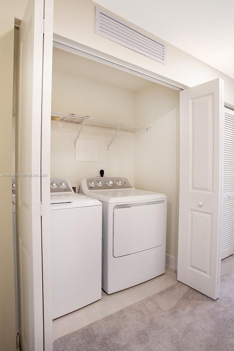 8160 NW 42nd St, Doral, FL 33166 Photo