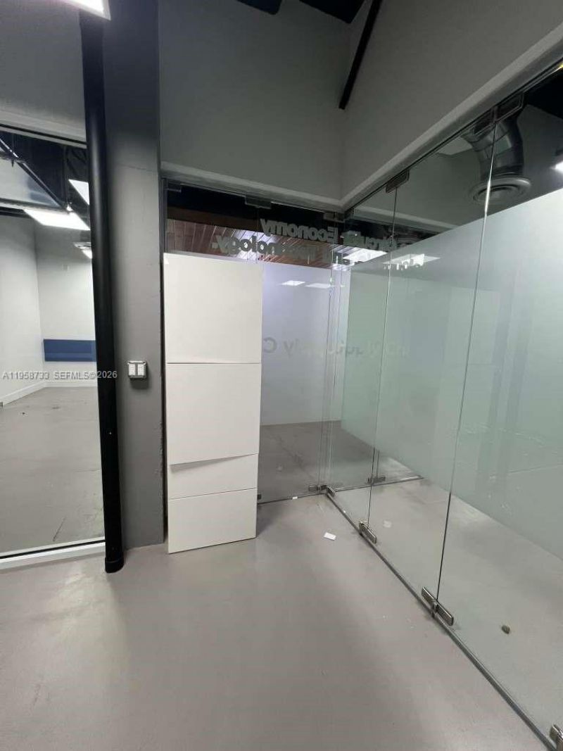 20200 W Dixie Hwy, Unit 1008, Miami, FL 33180 Photo