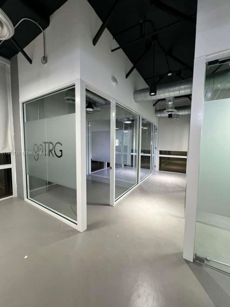 20200 W Dixie Hwy, Unit 1008, Miami, FL 33180 Photo