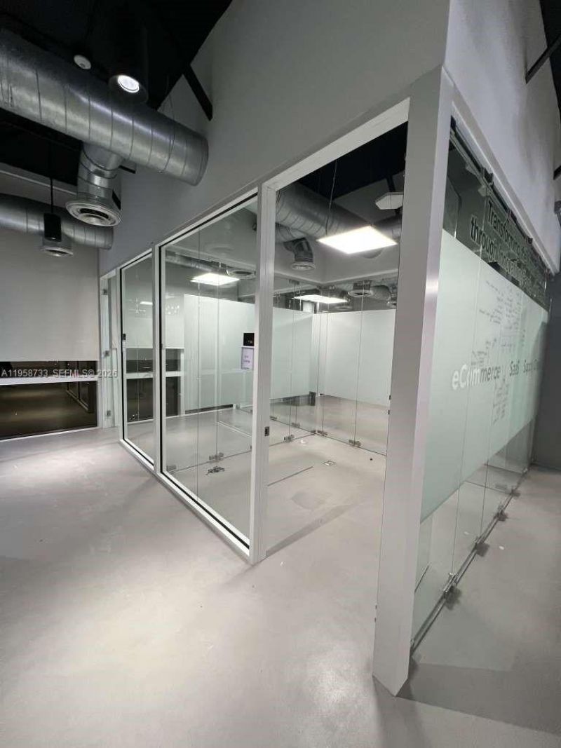 20200 W Dixie Hwy, Unit 1008, Miami, FL 33180 Photo