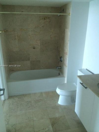 1800 N Bayshore Dr, Unit 2409, Miami, FL 33132 Photo