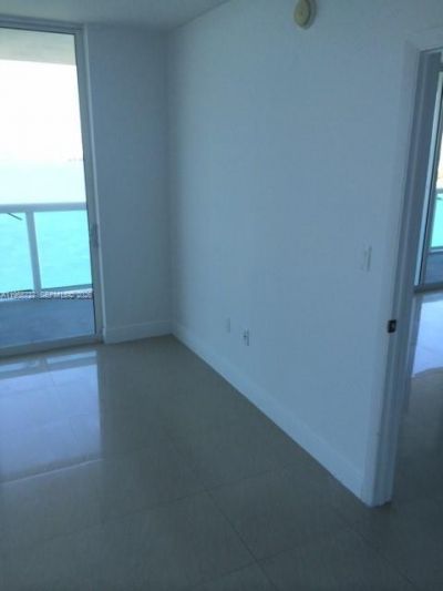 1800 N Bayshore Dr, Unit 2409, Miami, FL 33132 Photo