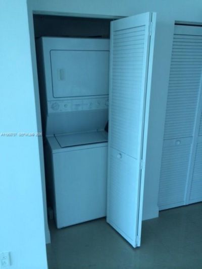 1800 N Bayshore Dr, Unit 2409, Miami, FL 33132 Photo