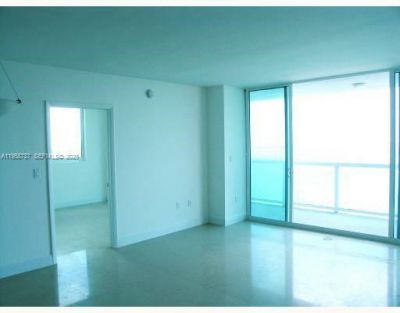 1800 N Bayshore Dr, Unit 2409, Miami, FL 33132 Photo