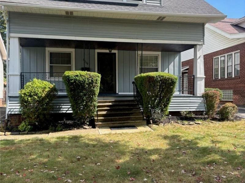 1019 Quilliams Road, Cleveland Heights, OH 44121 Photo 1