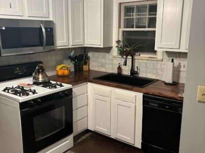 1019 Quilliams Road, Cleveland Heights, OH 44121 Photo 10