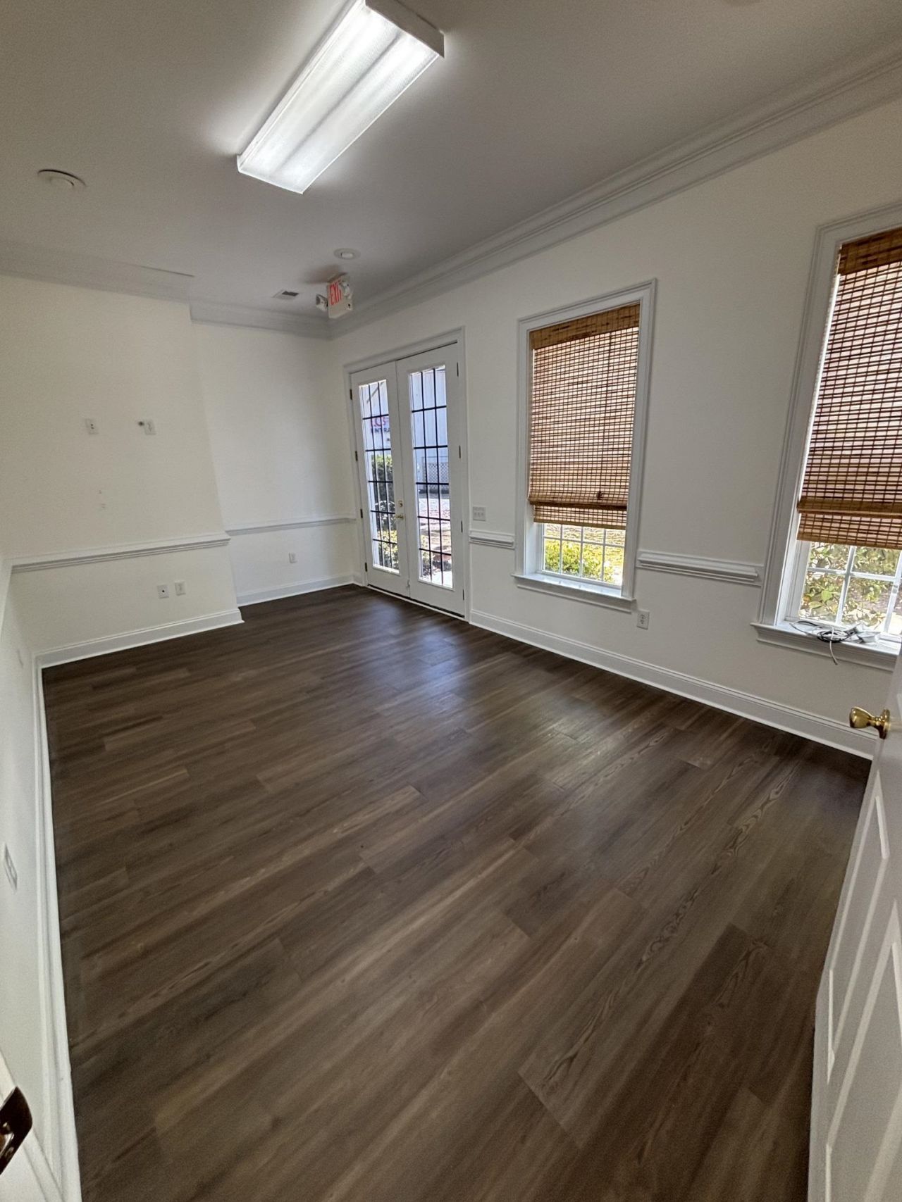 637 Bellamy Ave. Photo 4