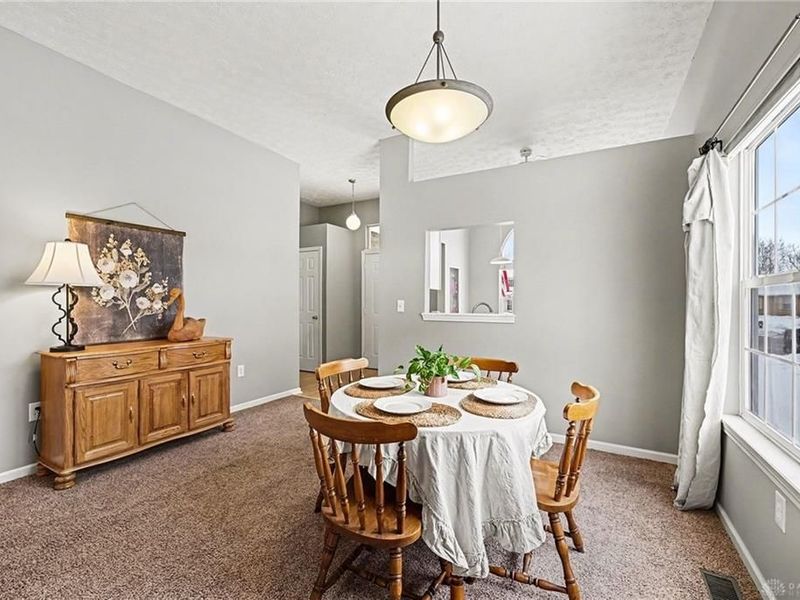 26 Southard Lane, West Carrollton, OH 45449 Photo 4