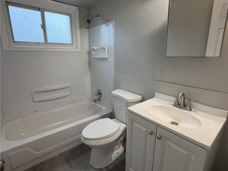 4180 E 148th Street, Cleveland, OH 44128 Photo 12