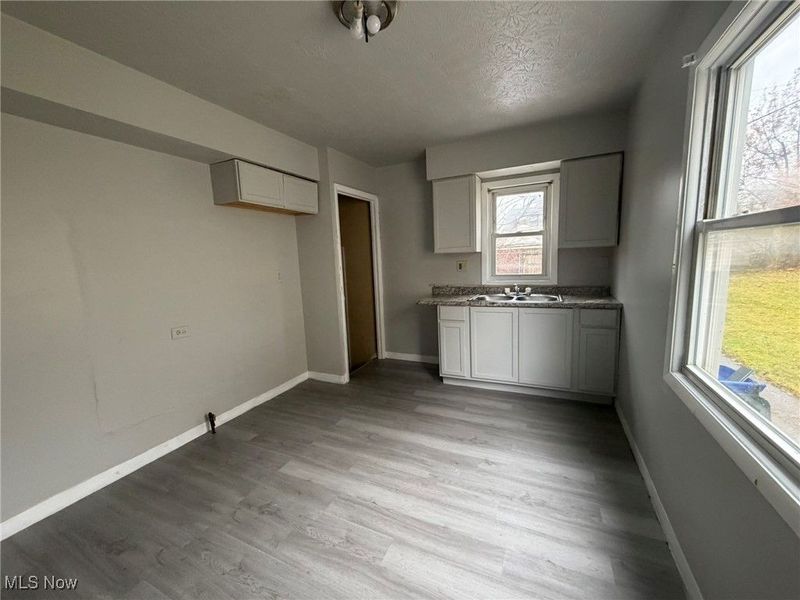 4180 E 148th Street, Cleveland, OH 44128 Photo 2