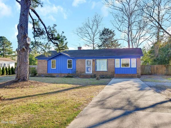 3533 Middle Sound Loop Road, Wilmington, NC 28411
