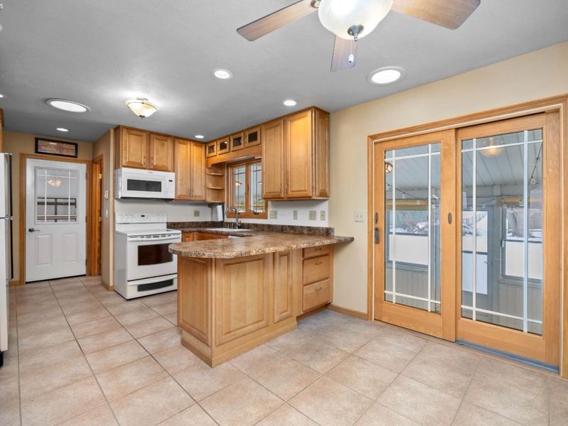 5812 Tiffin Avenue, Castalia, OH 44824 Photo 4