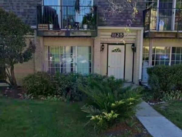1125 Pleasant Run Drive, Unit 807, Wheeling, IL 60090