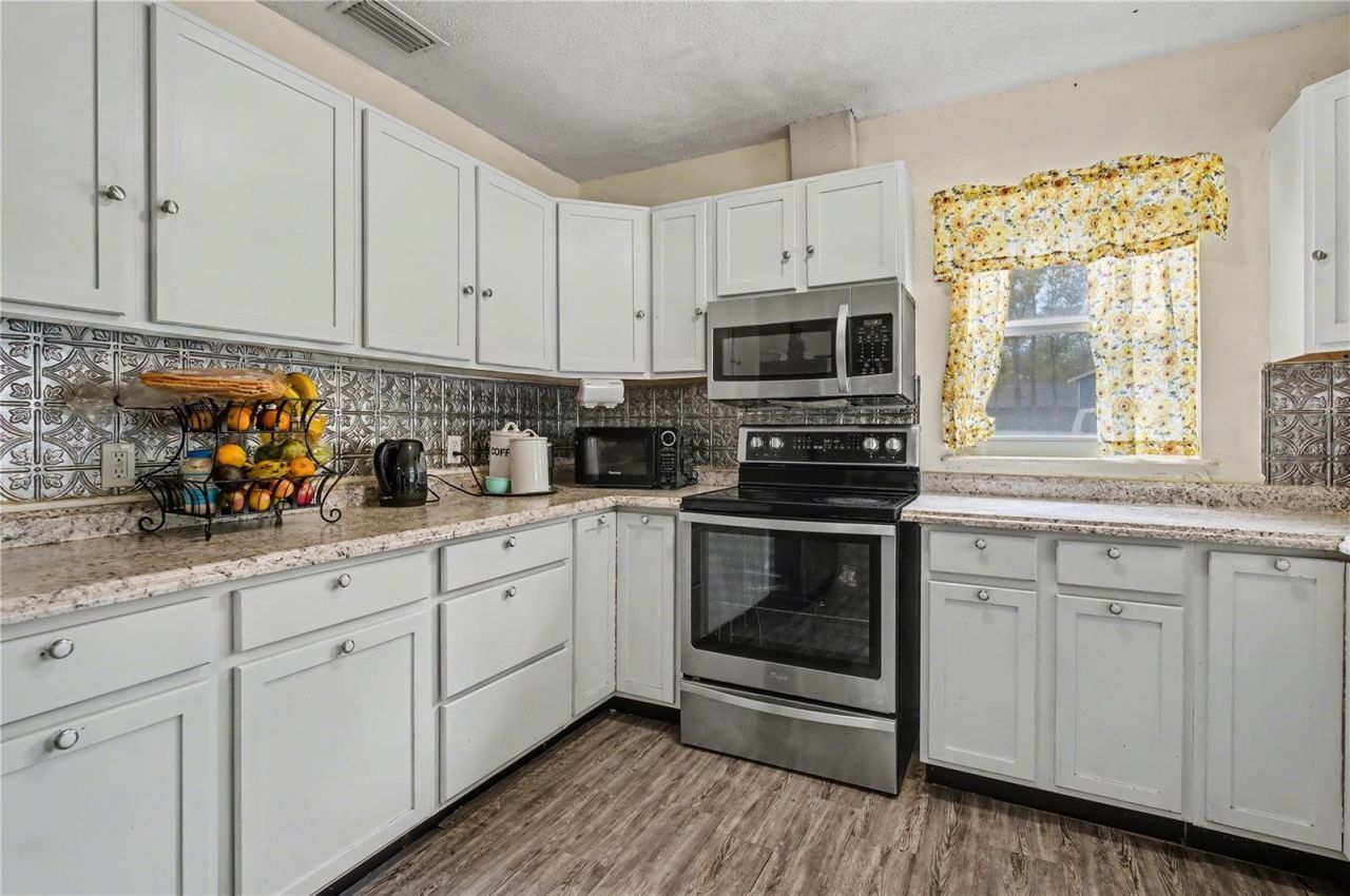 5710 NE 140th Court, Williston, FL 32696 Photo