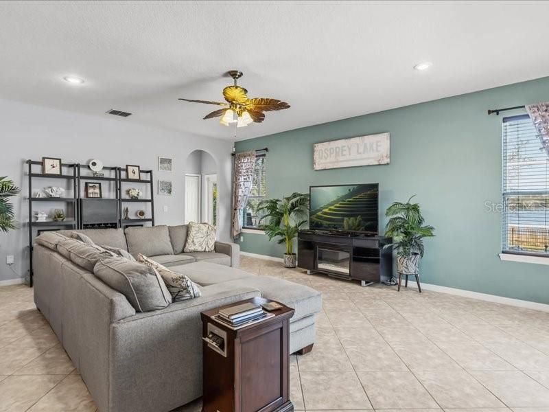 342 Osprey Lakes Circle, Chuluota, FL 32766 Photo