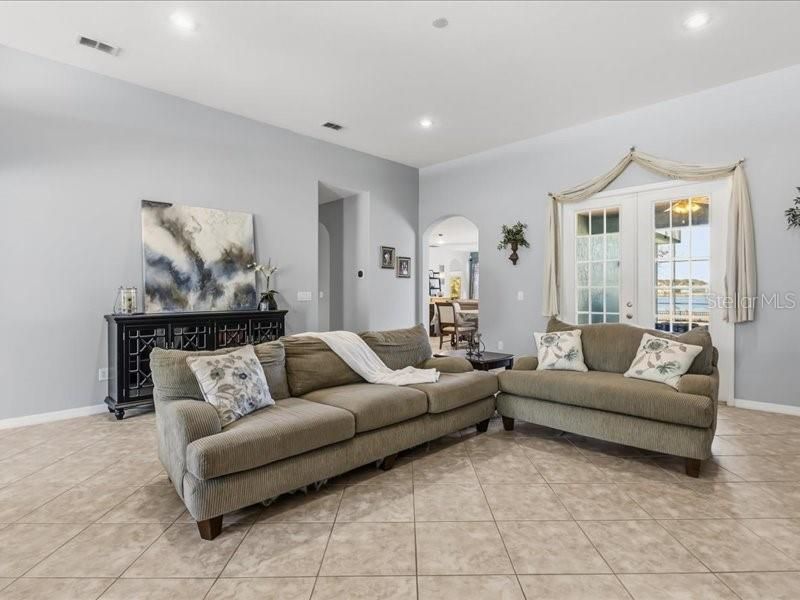 342 Osprey Lakes Circle, Chuluota, FL 32766 Photo